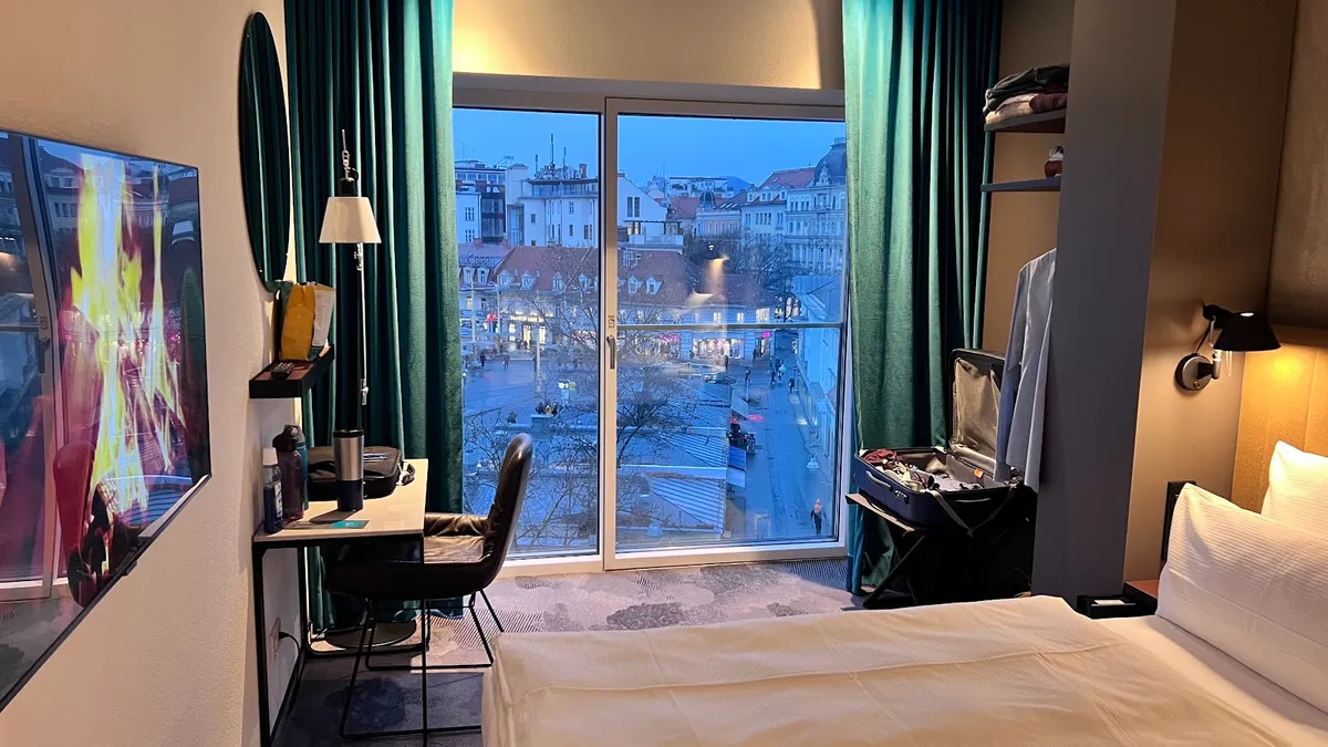 Hotel Motel One Graz, Graz exterior view
