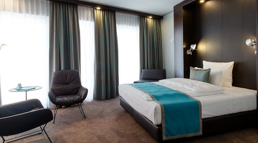 Hotel Motel One Stuttgart-Bad Cannstatt, Stuttgart exterior view