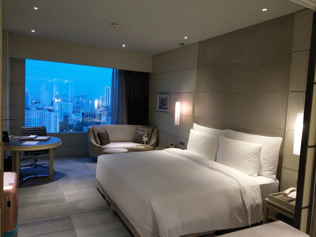 Hotel Nikko Saigon, Ho Chi Minh City exterior view