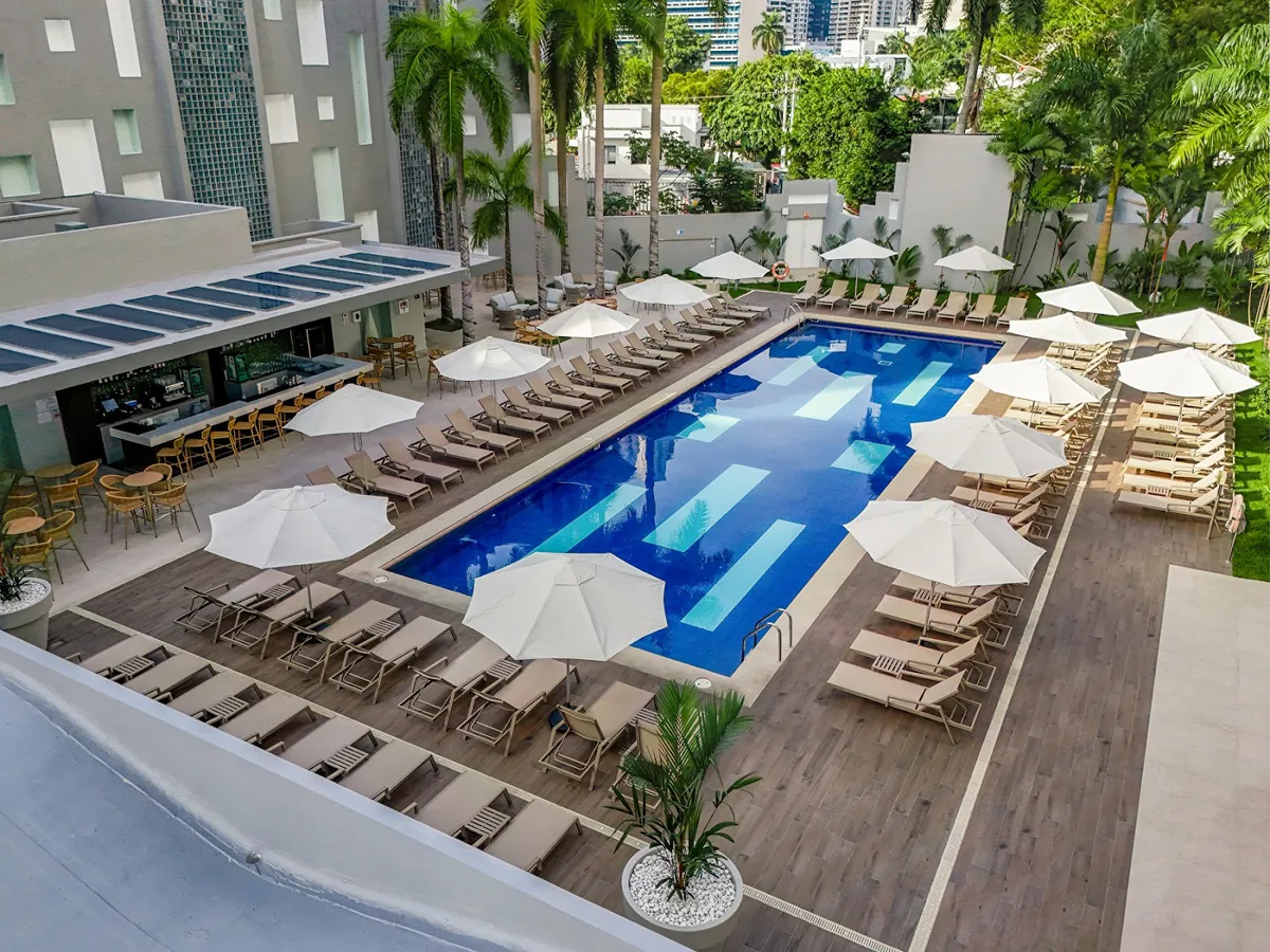 Hotel Riu Plaza Panama, Panama City exterior view
