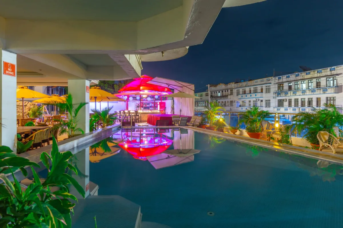 Hotel Sapphire, Mombasa exterior view