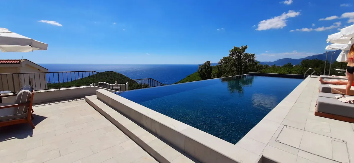 Hotel Vivid Blue Serenity Resort, Sveti Stefan exterior view