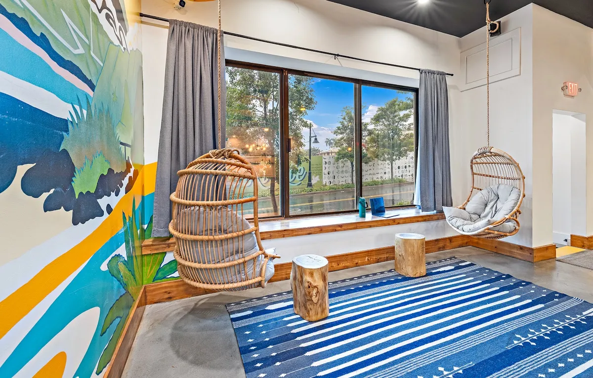 Howzit Hostels, Hawaiian Islands exterior view