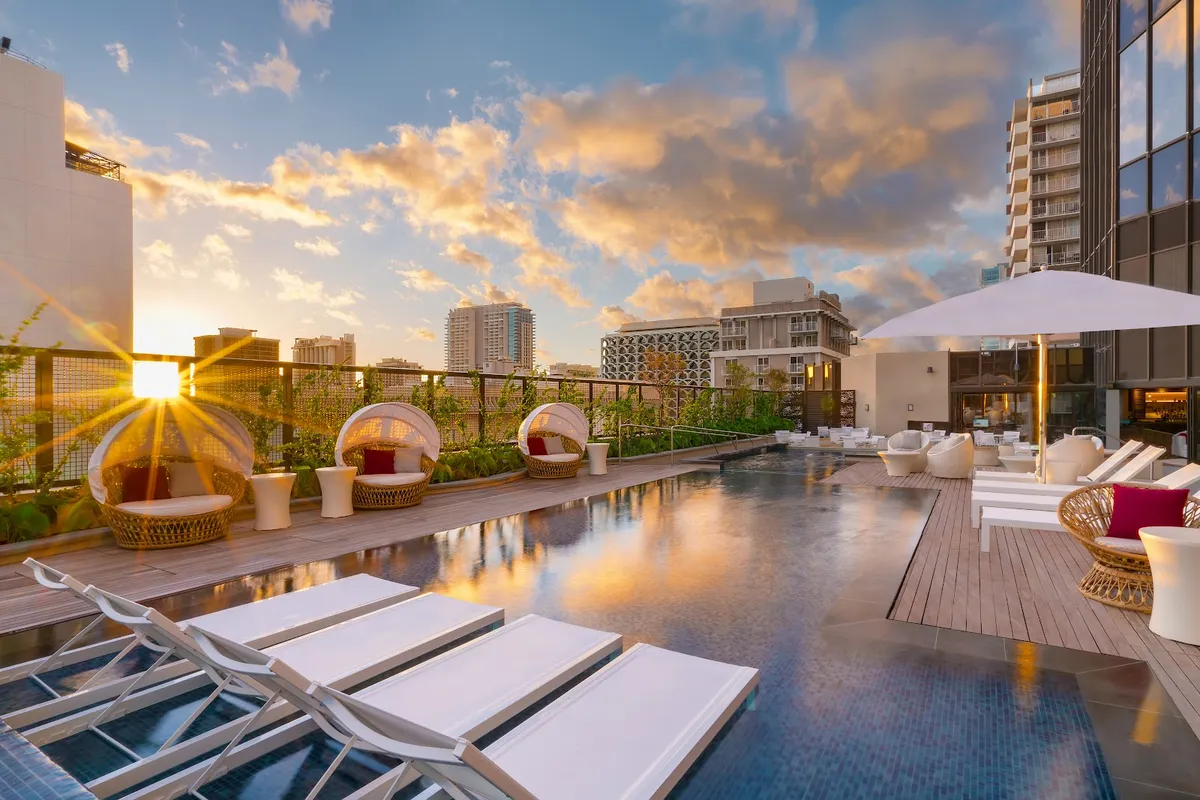 Hyatt Centric Waikiki Beach, Honolulu exterior view