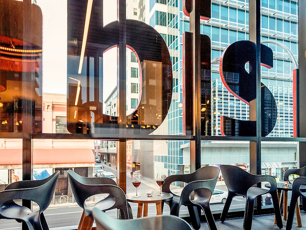 ibis Adelaide, Adelaide exterior view