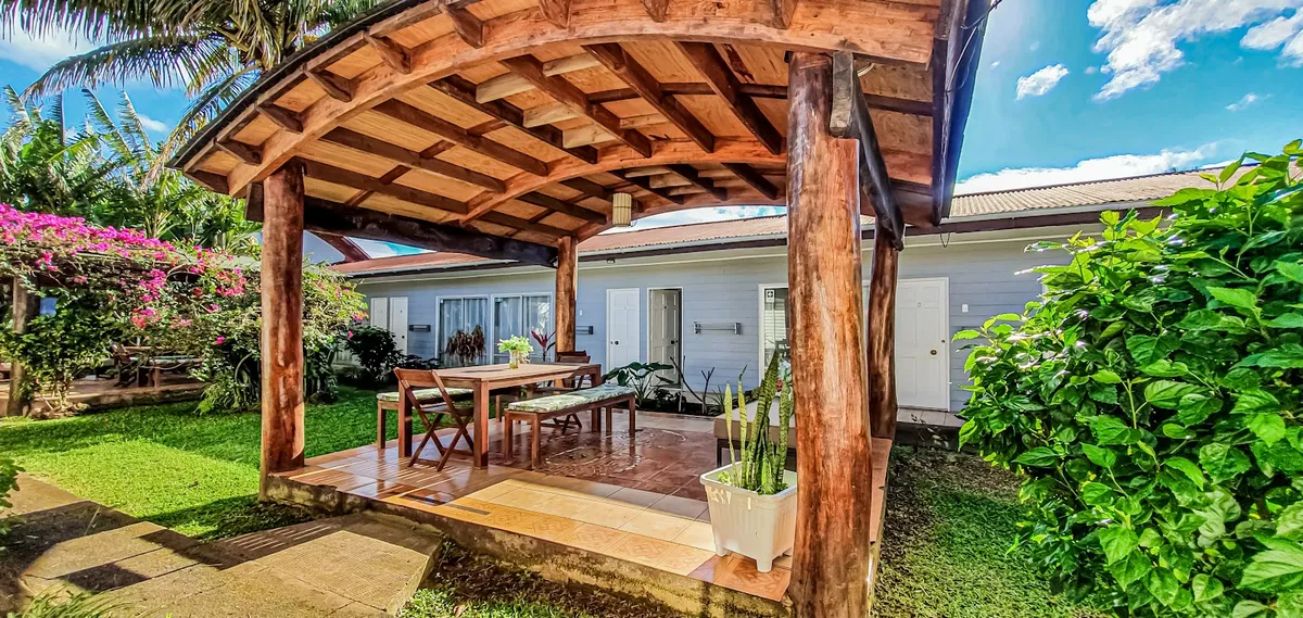 Inaki Uhi Hotel, Easter Island exterior view
