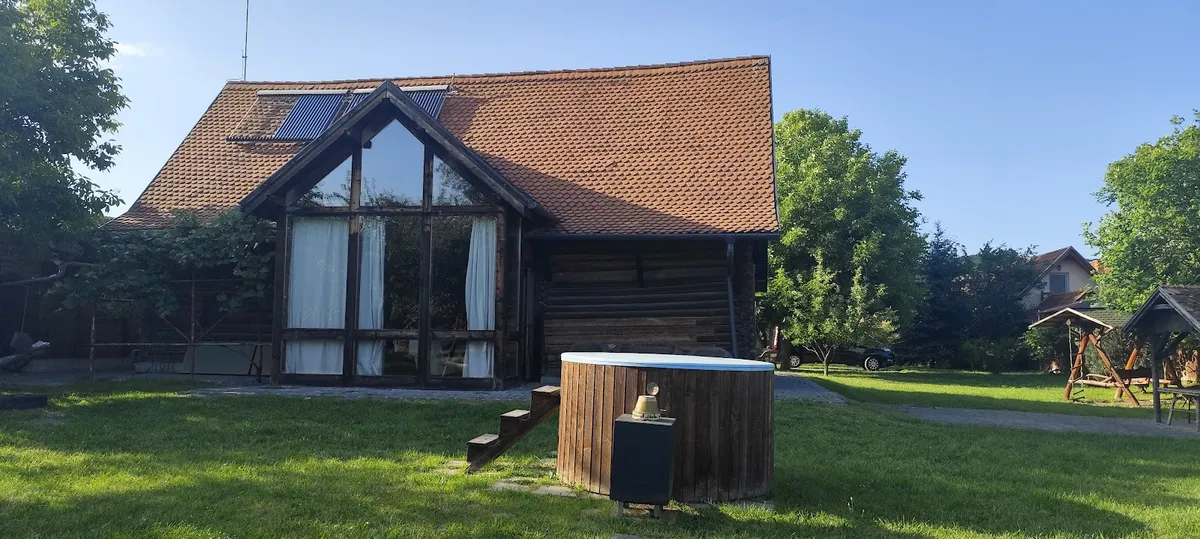 Inn the Barn, Transylvania exterior view
