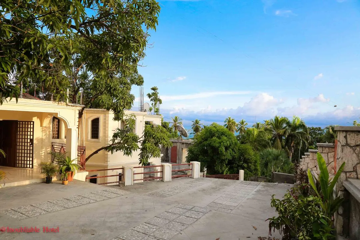 Inoubliable Hotel, Ti Mouillage ( Cayes-Jacmel, Haiti ), Jacmel exterior view