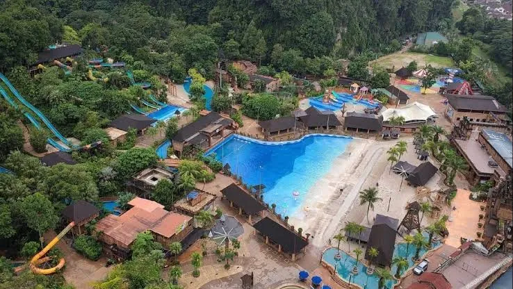 Ipoh Sunway Onsen Themepark Suite 6-11pax 2parkin, Ipoh exterior view