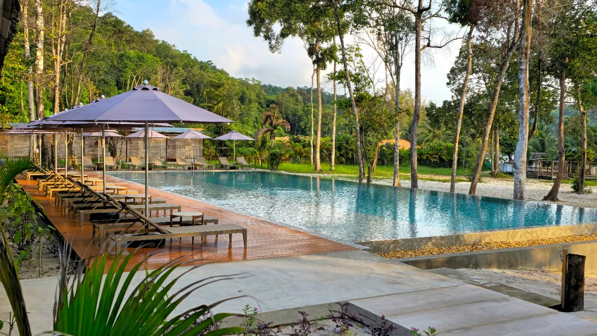 Island Center Point, Sihanoukville exterior view