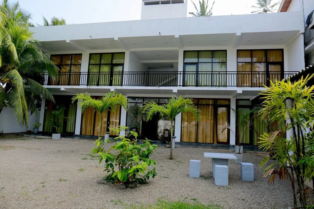 Jayaa Beach, Unawatuna exterior view