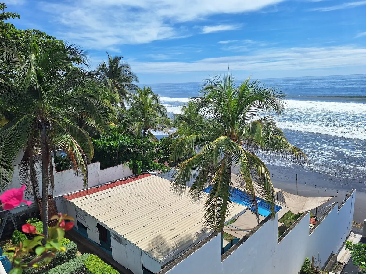 KaiBlue Hotel y Restaurante, El Tunco exterior view