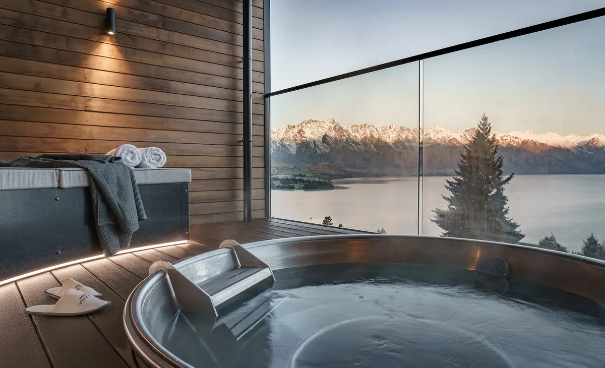 Kamana Lakehouse, Queenstown exterior view