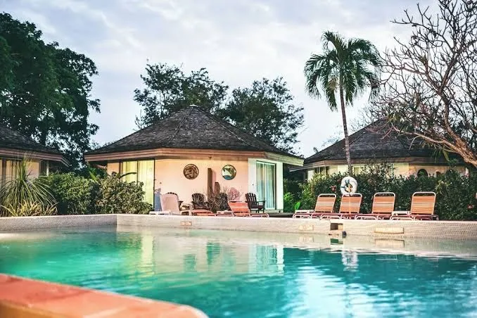 Kariwak Village and Holistic Haven, Crown Point exterior view