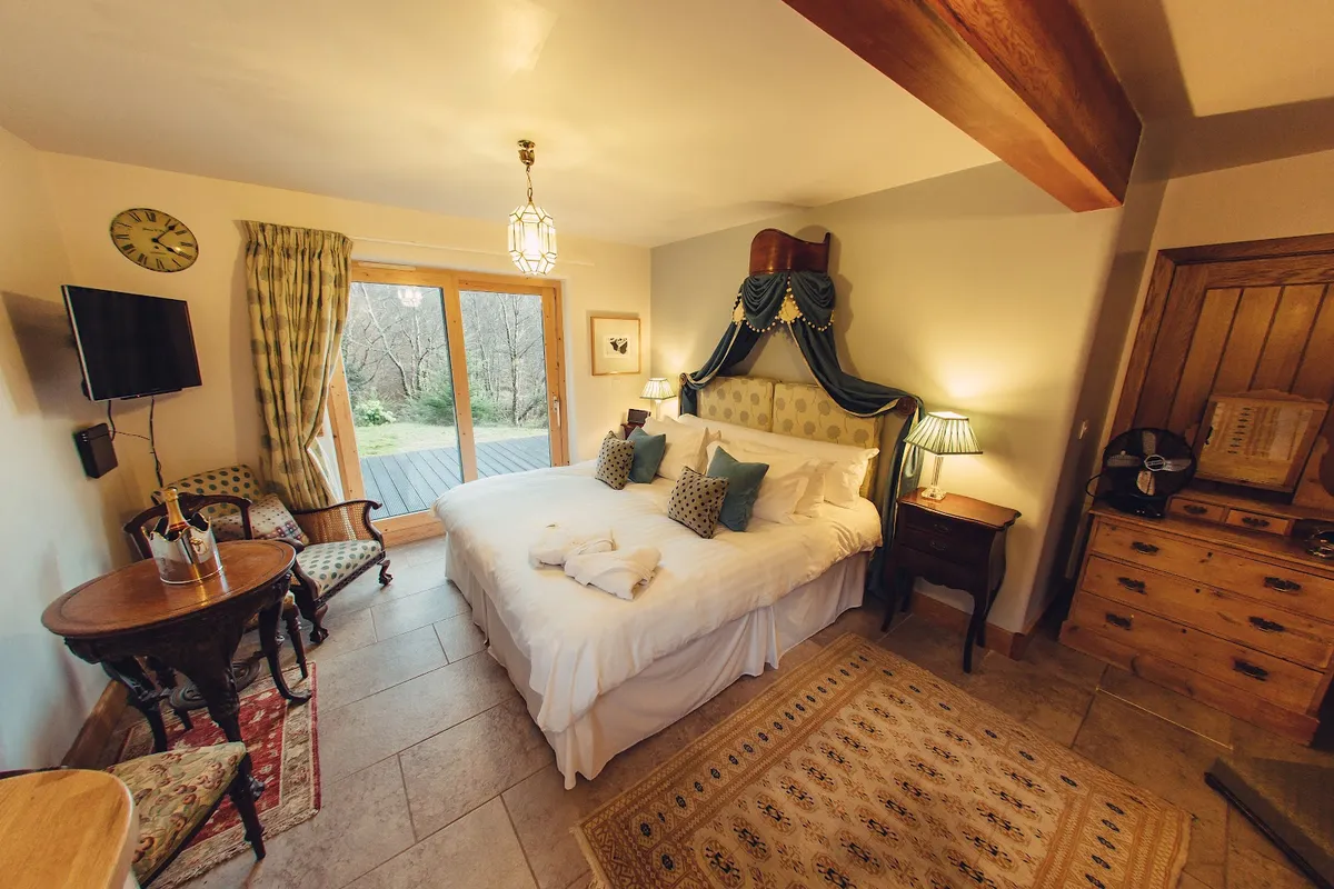 Knoydart House Luxury Accommodation, Scottish Highlands exterior view