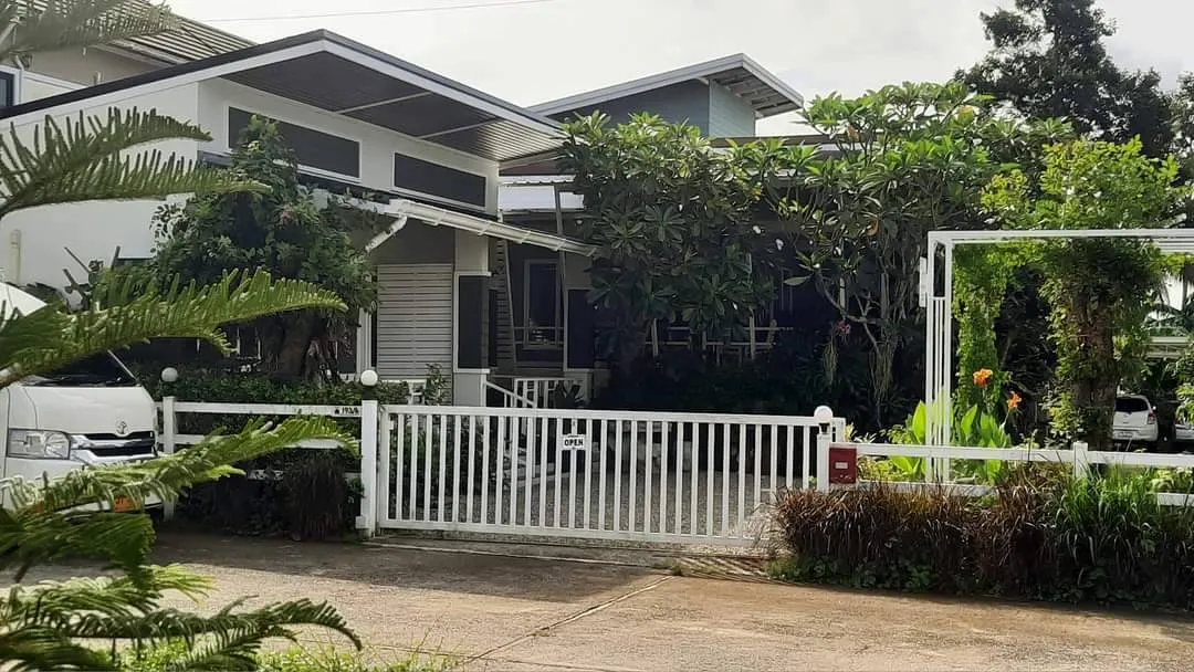 บ้านแก้มบีแอนด์บี, Krabi exterior view