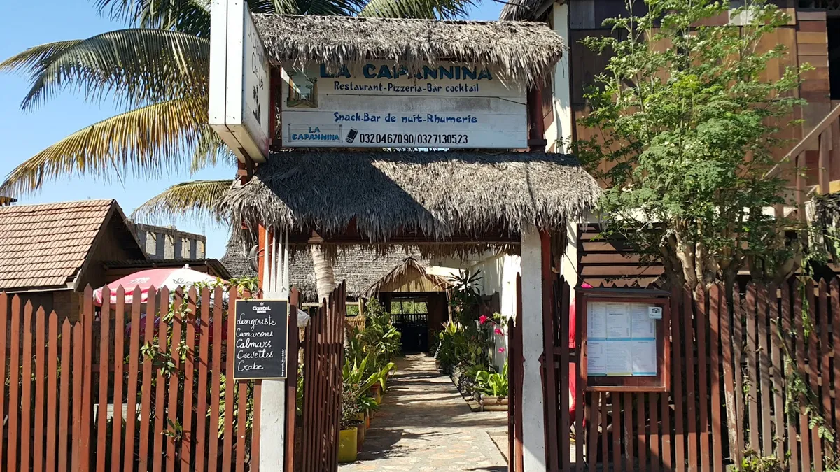 La Capannina, Morondava exterior view