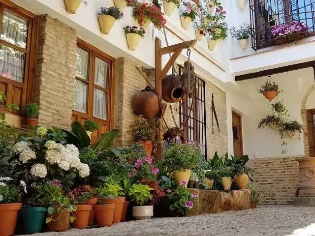 La Sultana Apartamentos, Cordoba exterior view