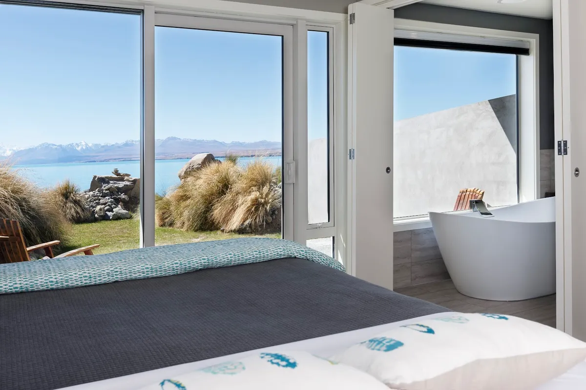 Lakestone Lodge, Lake Pukaki, South Island exterior view