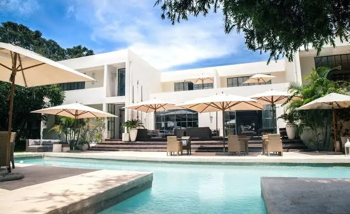 Latitude 15 Degrees, Lusaka exterior view