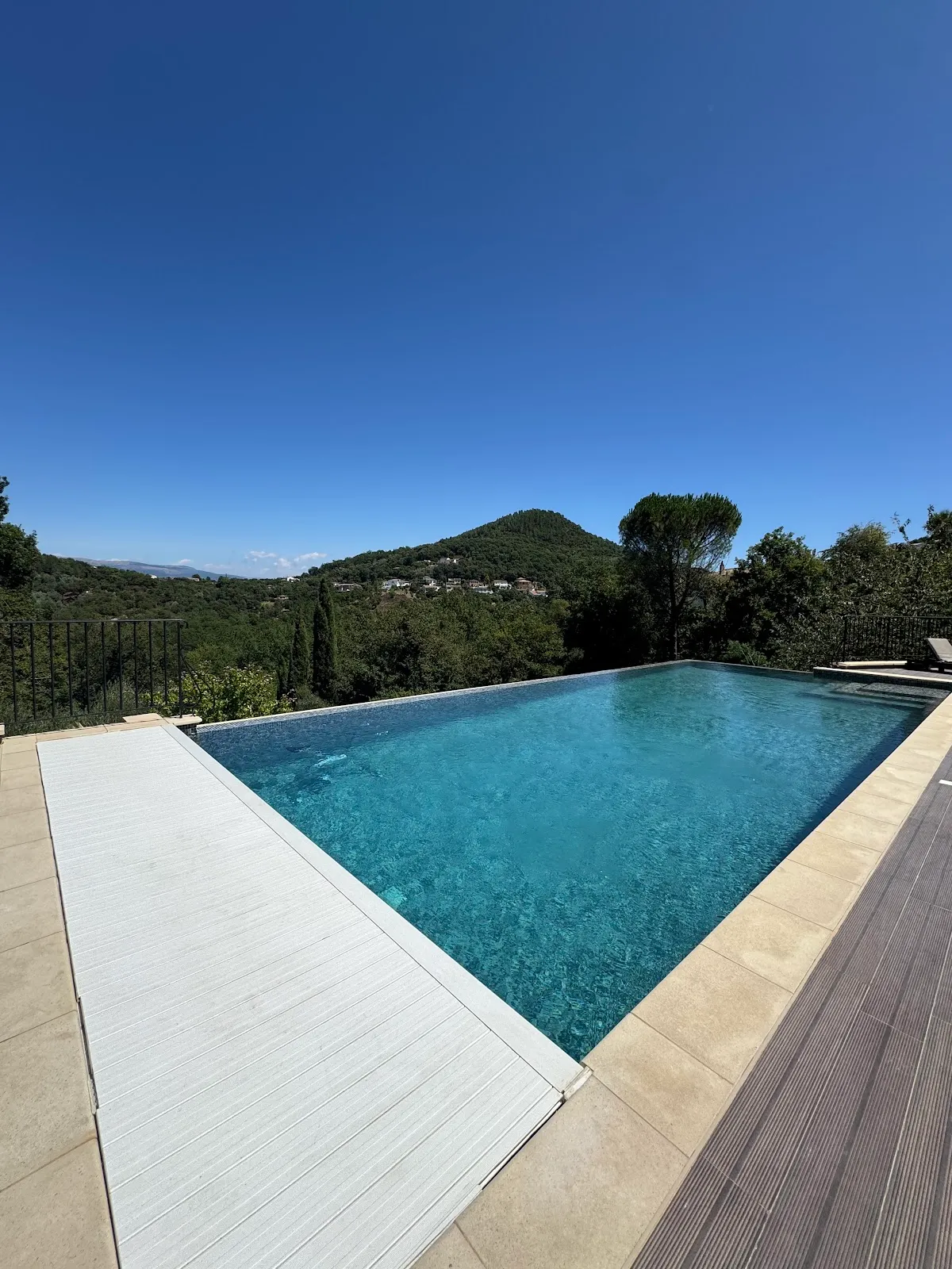 Le Mas de la Verrerie, French Riviera exterior view