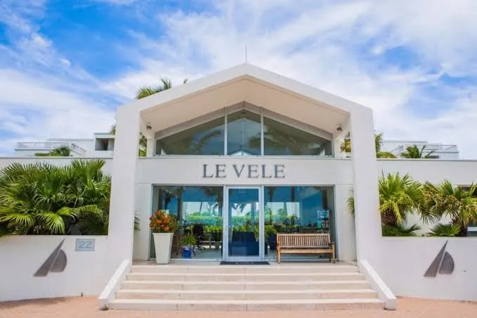 Le Vele Resort, Grace Bay exterior view