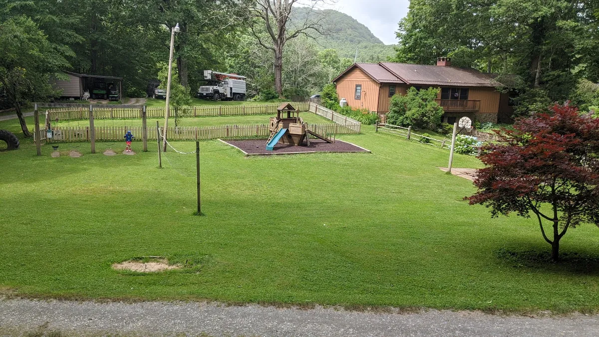 Linville Falls Campground RV Park & Cabins, Iwokrama exterior view