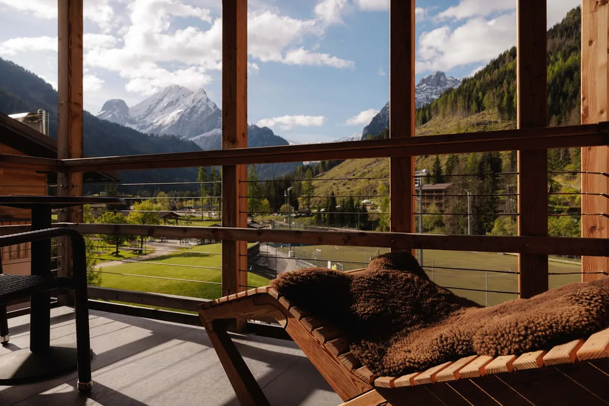 Locanda degli Artisti Art Hotel, Dolomites exterior view