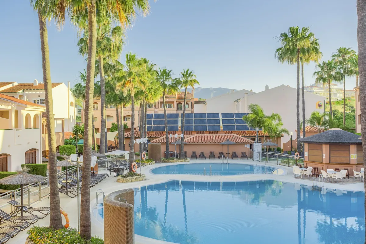 Los Amigos Beach Club, Costa Del Sol exterior view