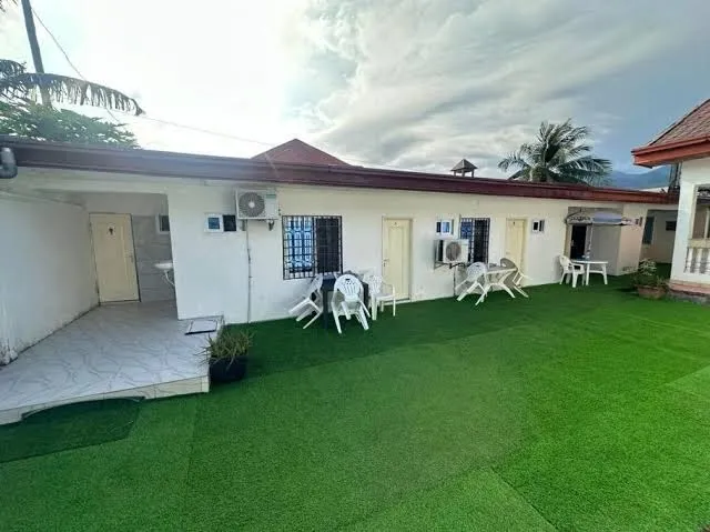 Luxury Villa AC Ensuite Room 5 - Double or Twin Room, Limbe exterior view