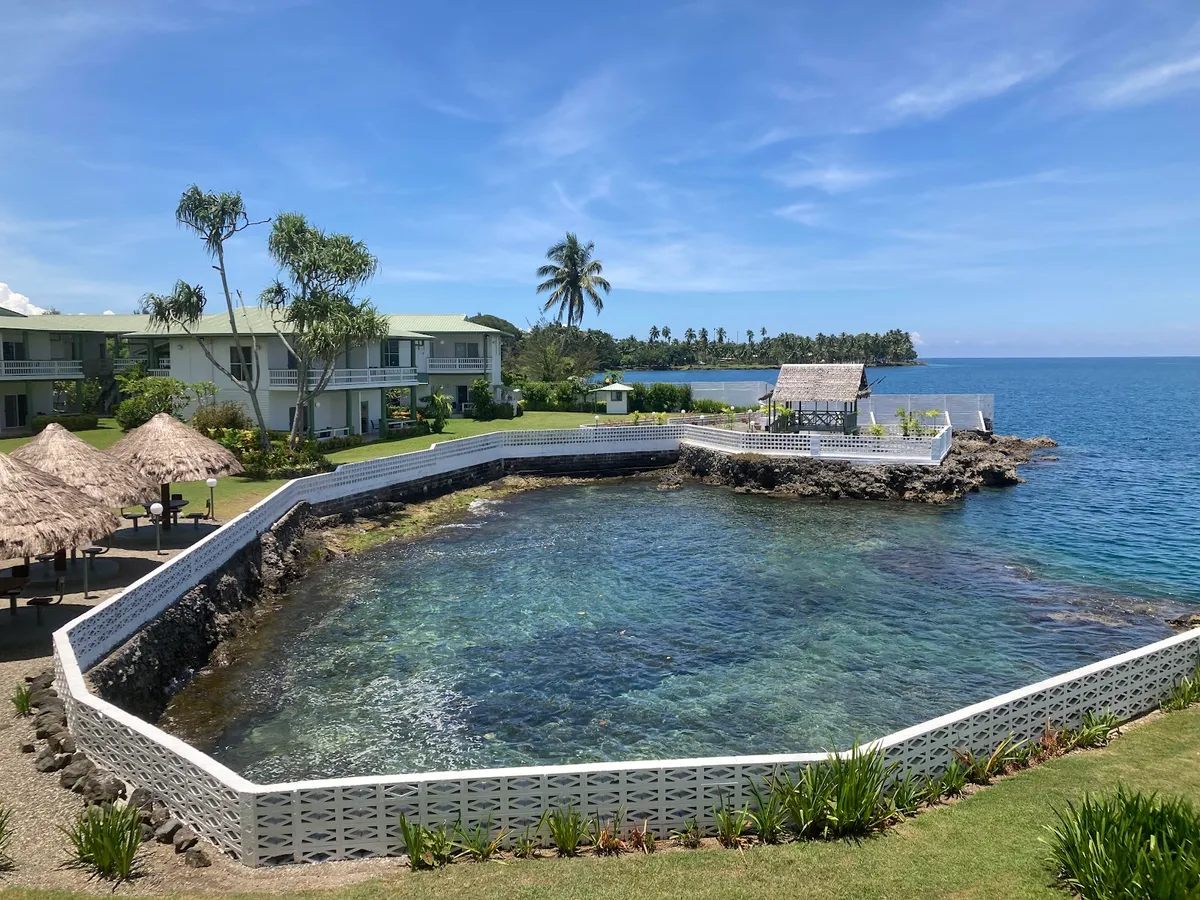 Madang Lodge Hotel, Madang exterior view