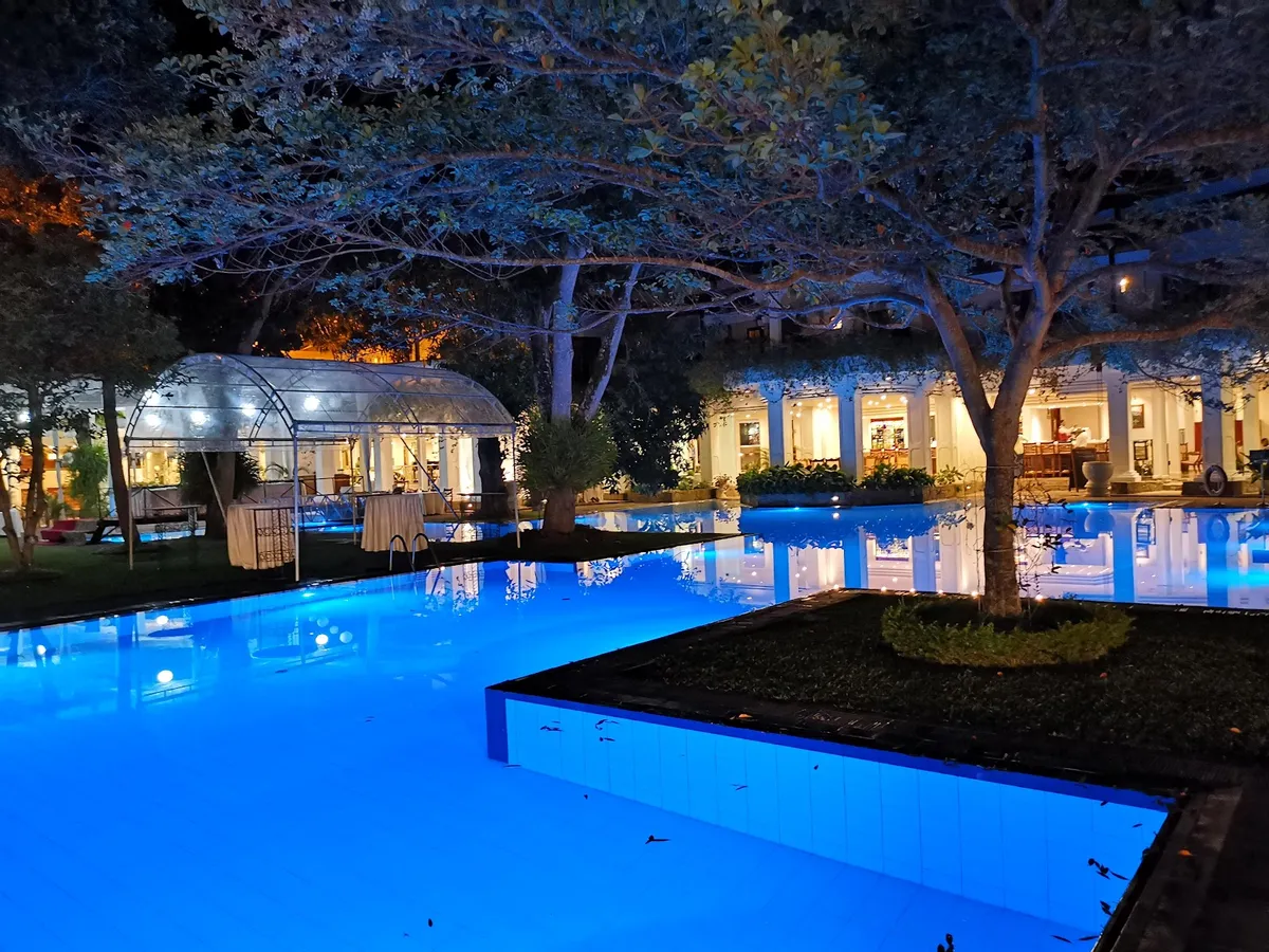 Mahaweli Reach Hotel, Kandy exterior view