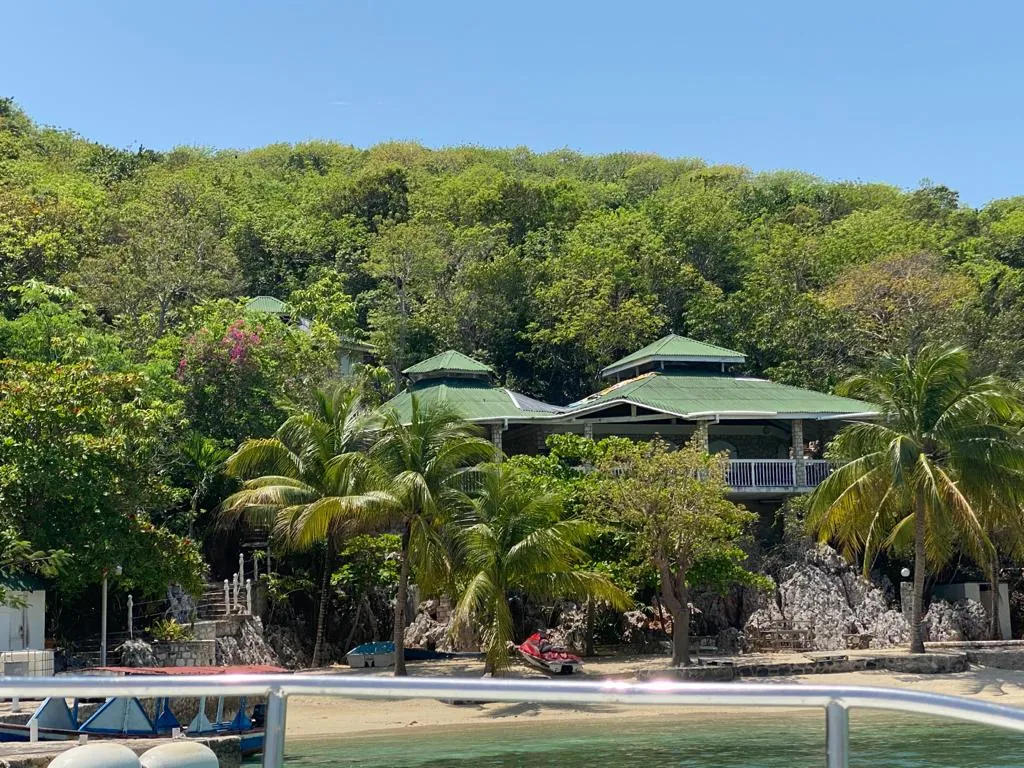 MARQUIS PARADISE, Cap Haitien exterior view