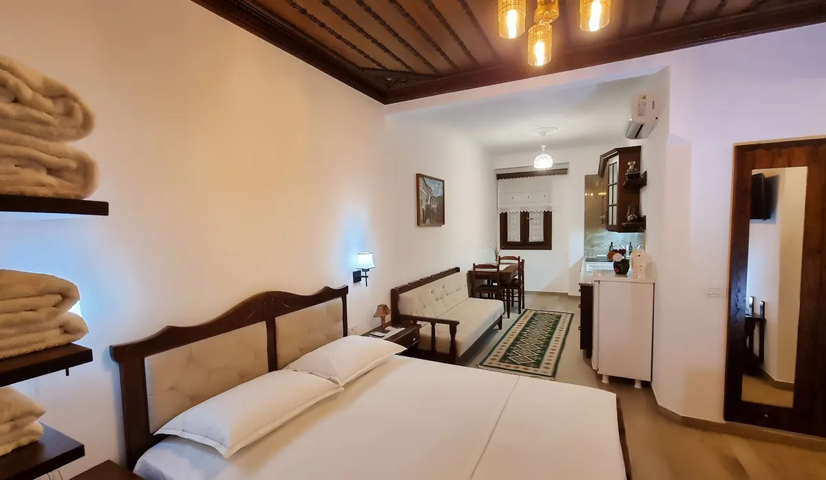 Master Hotel Berat, Berat exterior view