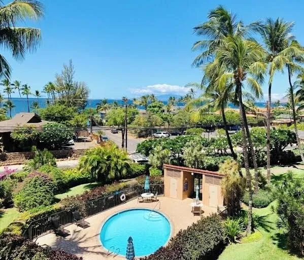Maui Dream - Remodeled Ocean View Penthouse, Steps to World Class Beach, Maui exterior view