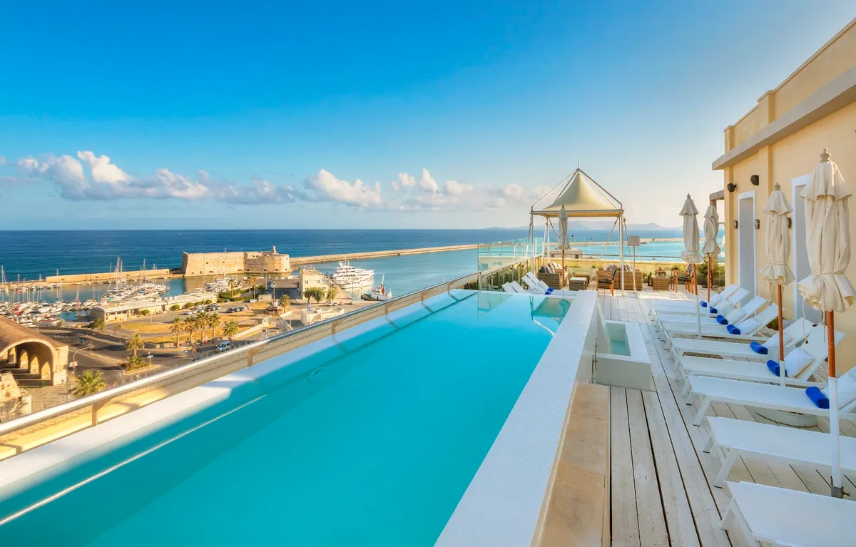 Megaron Hotel, Heraklion exterior view