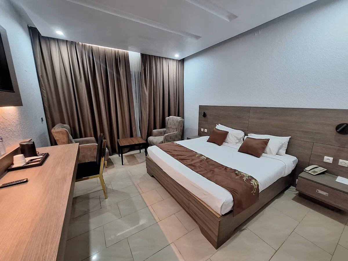 Mercure Lome Sarakawa, Lome exterior view