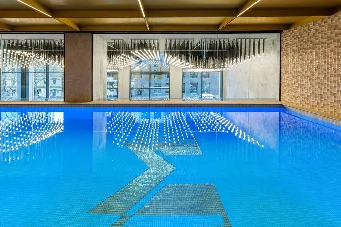 Meriton Suites Melbourne, Melbourne exterior view