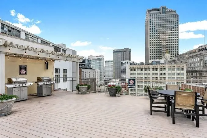 Modern Elegance: 1BR Condo with Rooftop Pool, New Orleans exterior view