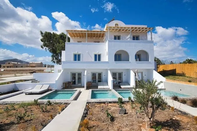 Moonlight Apartments, Santorini exterior view