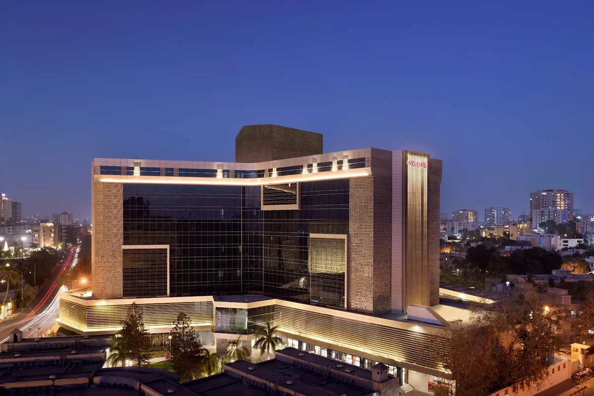 Mövenpick Karachi, Karachi exterior view