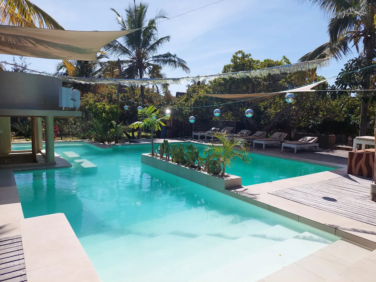 Mozambeat Motel, Inhambane exterior view