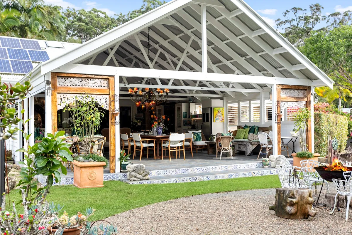 Noosa Valley Manor Boutique B&B, Noosa exterior view