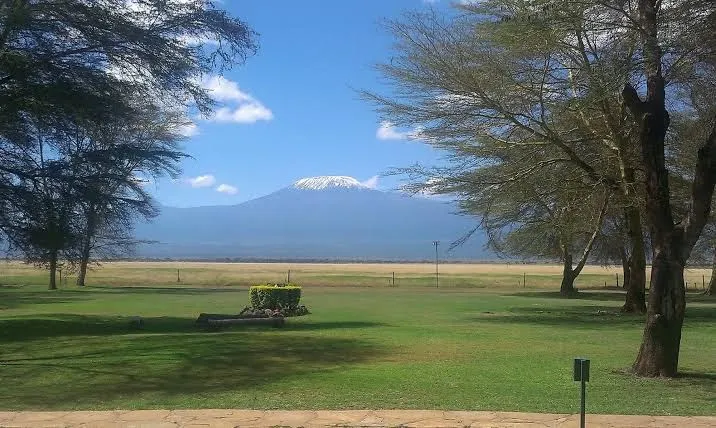 Ol Tukai Lodge Amboseli, Amboseli exterior view