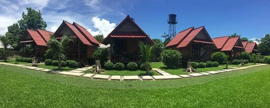 Pai Nam Now, Pai exterior view