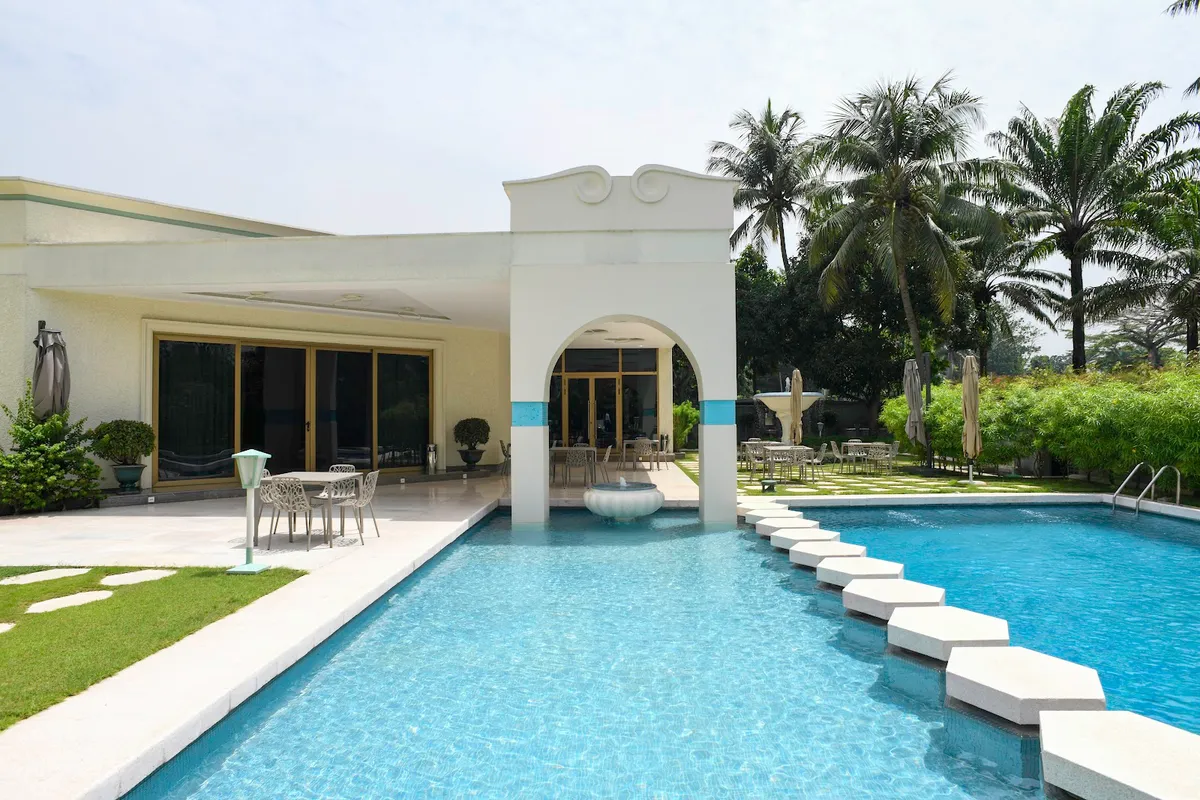 Palais Wia, Abidjan exterior view