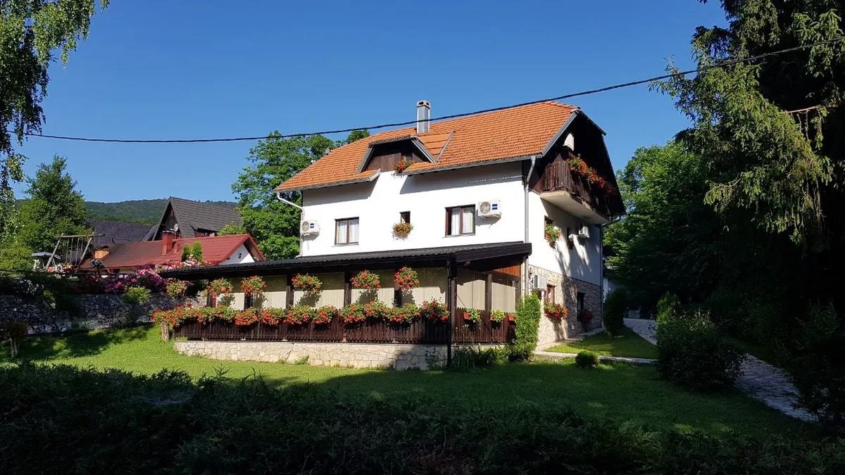 Pansion Breza, Plitvice exterior view