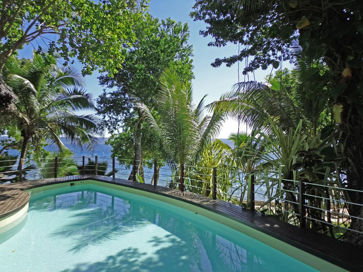 Paradise Cove Resort, Port Vila exterior view