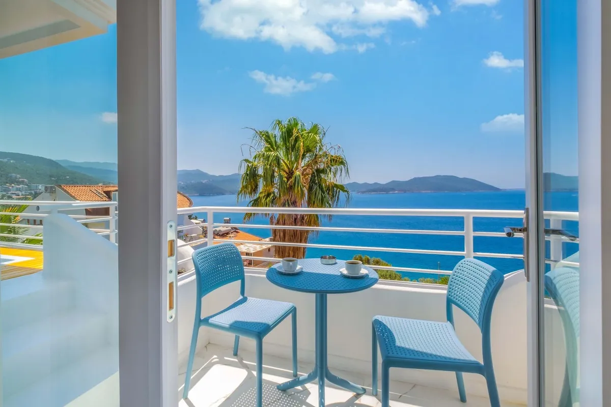 Payam Hotel, Kas exterior view
