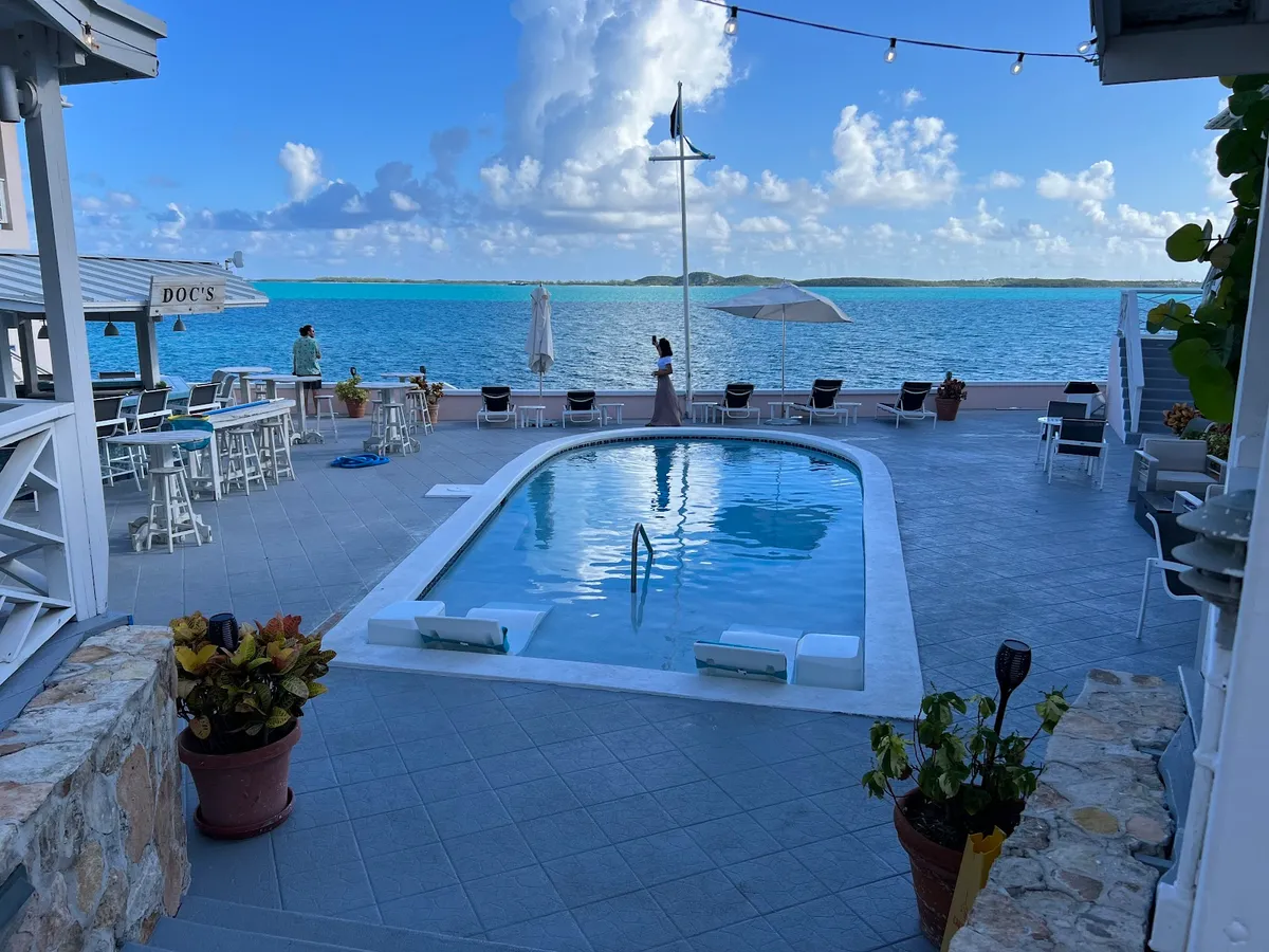 Peace & Plenty Hotel, Exuma exterior view